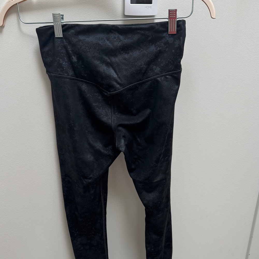 Athleta Textured Black Leggings